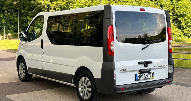 Opel Vivaro cena 49900 przebieg: 220000, rok produkcji 2012 z Wrocław małe 704